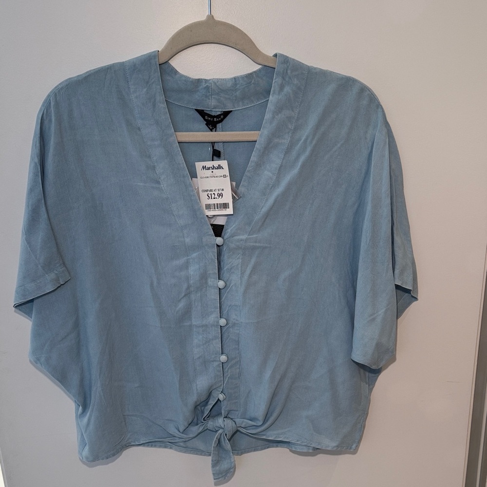 Chic Light Blue Button-Down Shirt